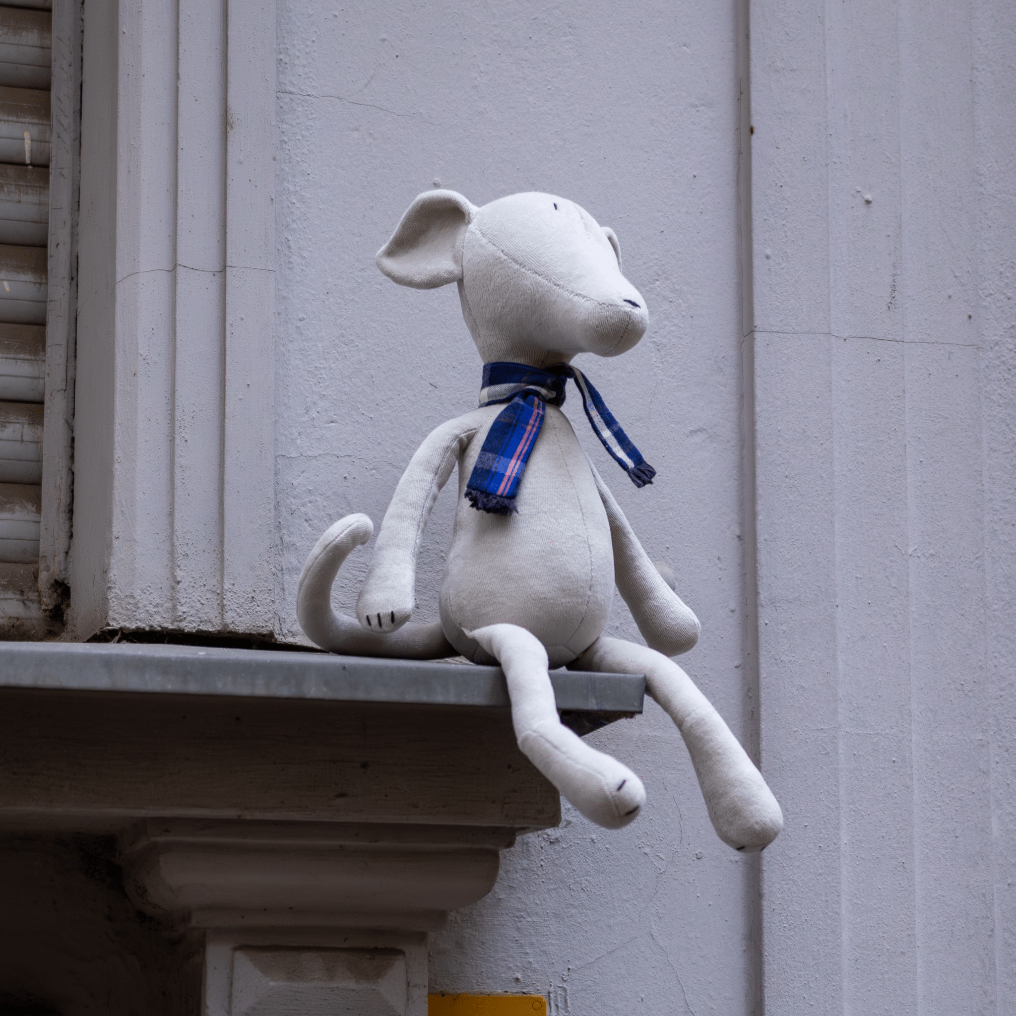 ARTIE LE LÉVRIER - L - ADADA