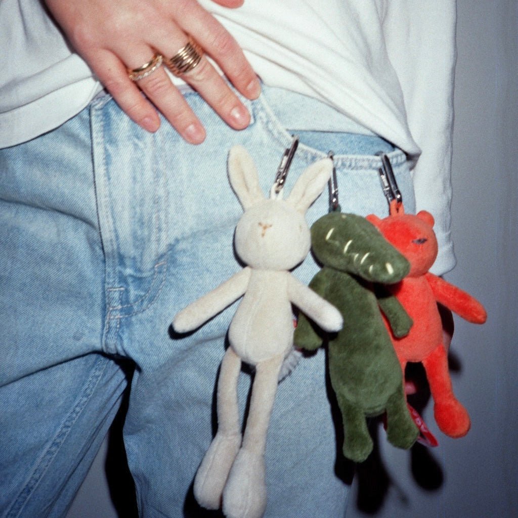 Daniel, the Adada rabbit key charm - A tender, elegant charm in beige